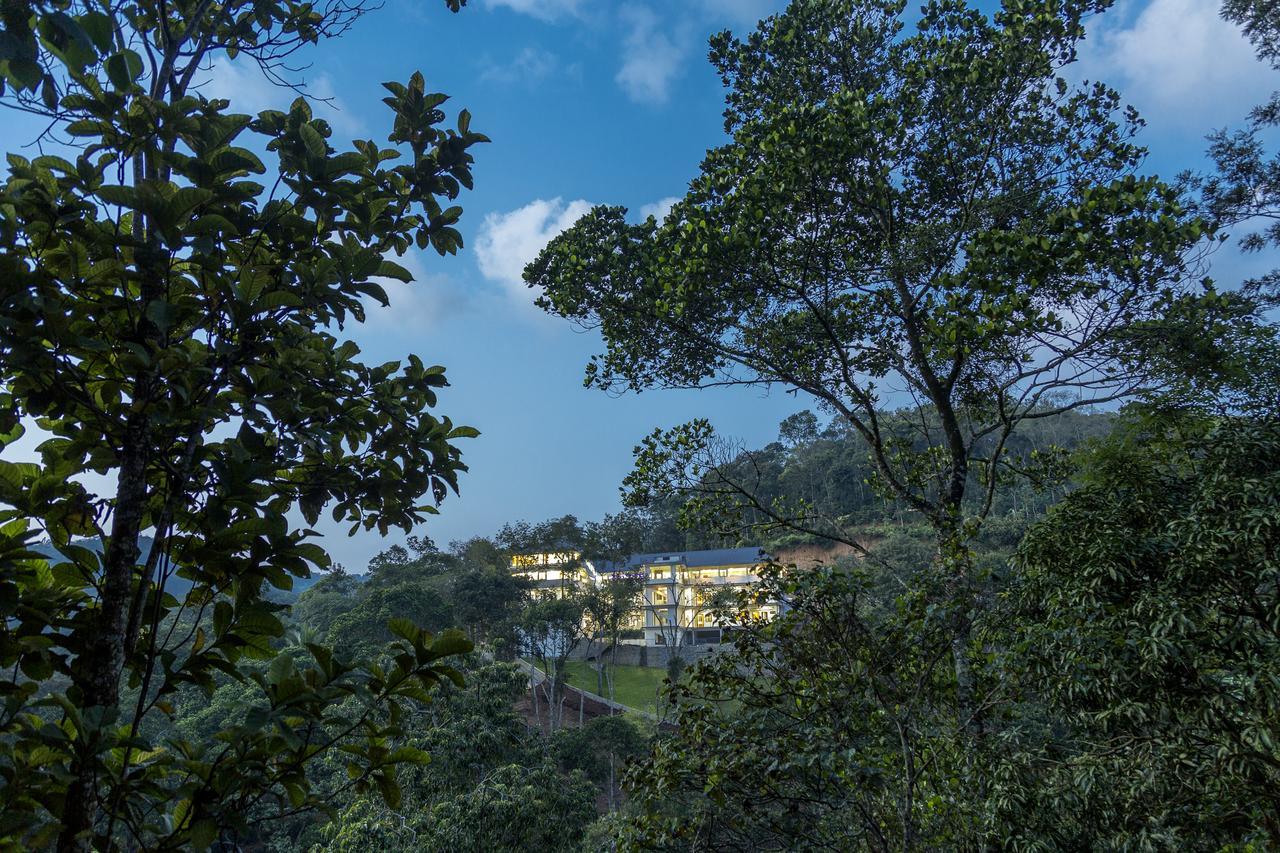 Hostess Thekkady Hotel Exterior photo