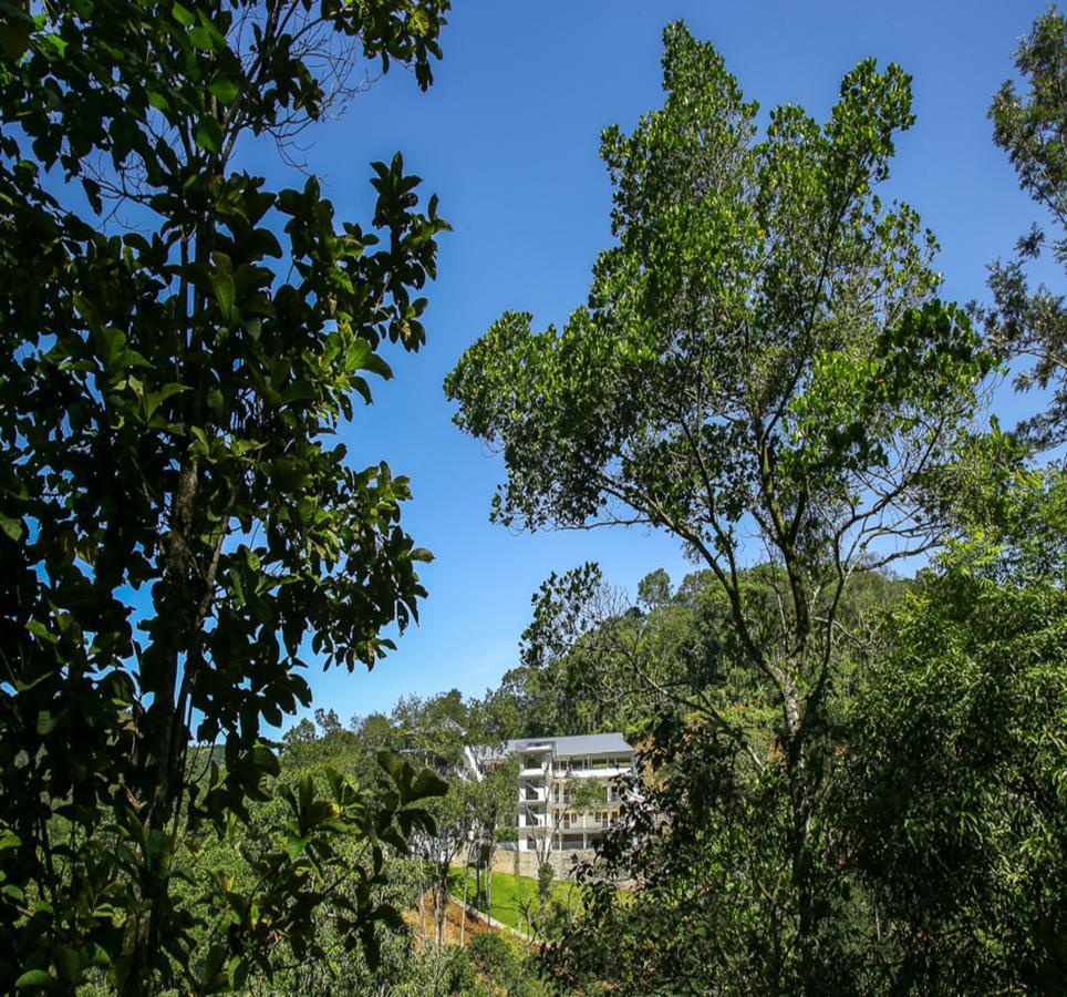 Hostess Thekkady Hotel Exterior photo
