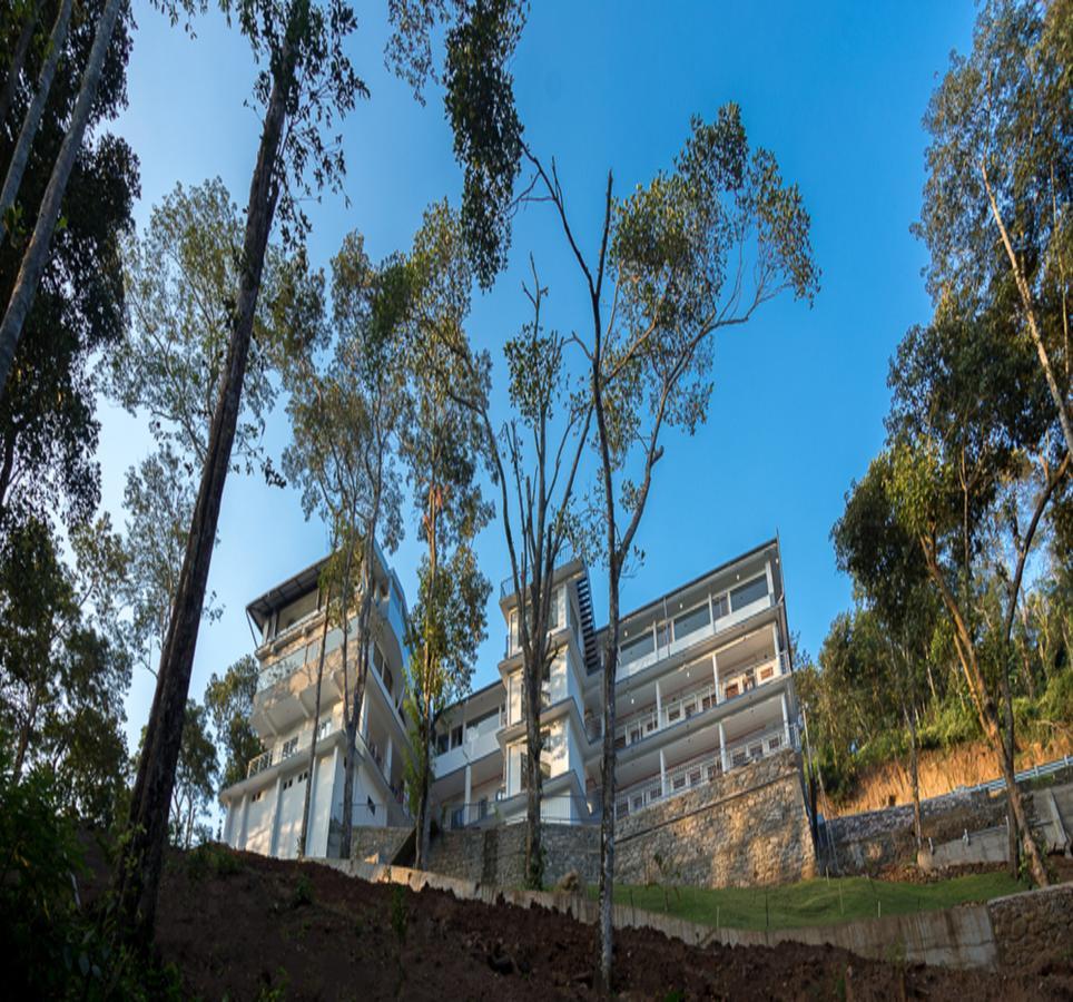 Hostess Thekkady Hotel Exterior photo