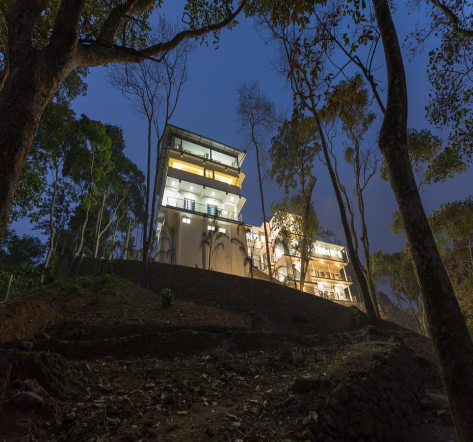 Hostess Thekkady Hotel Exterior photo