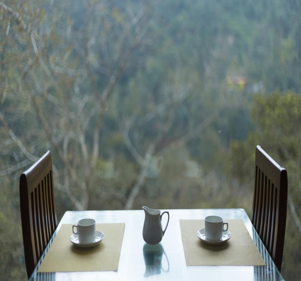 Hostess Thekkady Hotel Exterior photo